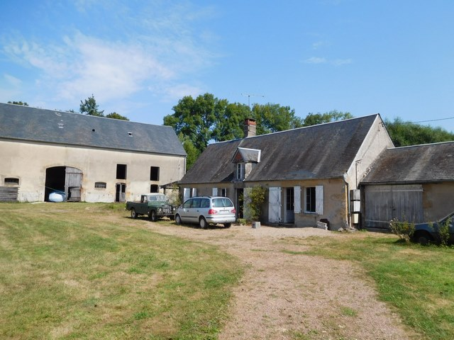 Ancien moulin avec étang sur plus de 1 ha Saint-Saulge